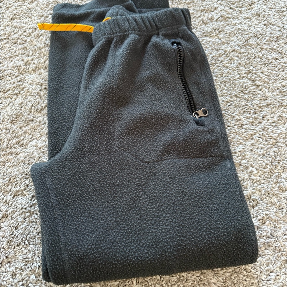 REI Kids Fleece Joggers in Charcoal